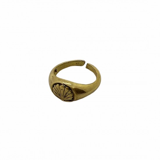 brass ring  gold plated 18k with the shape of a clam RINGS